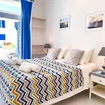 Ocean Breeze Windmill By Becherish Apartamento *