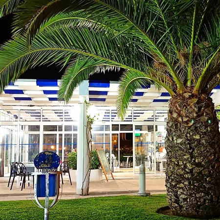 Ocean Breeze Windmill By Becherish Apartamento Albufeira