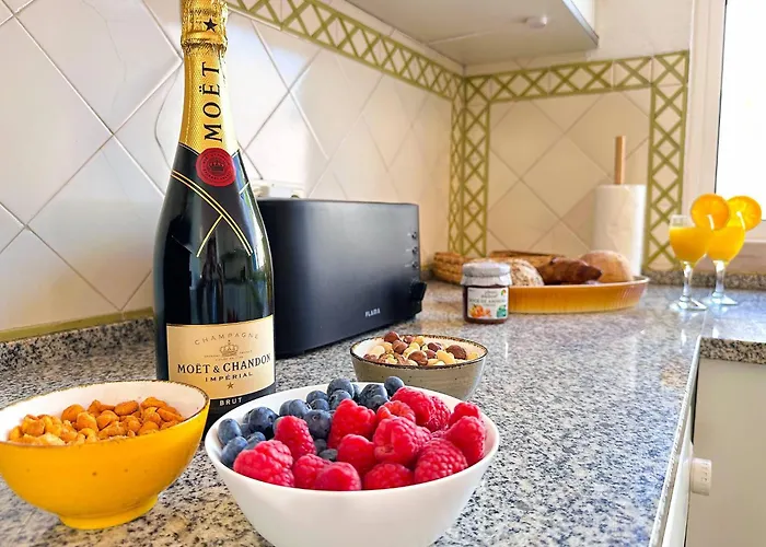 Ocean Breeze Windmill By Becherish Apartman *