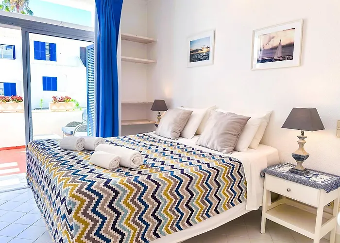 Ocean Breeze Windmill By Becherish Apartman *